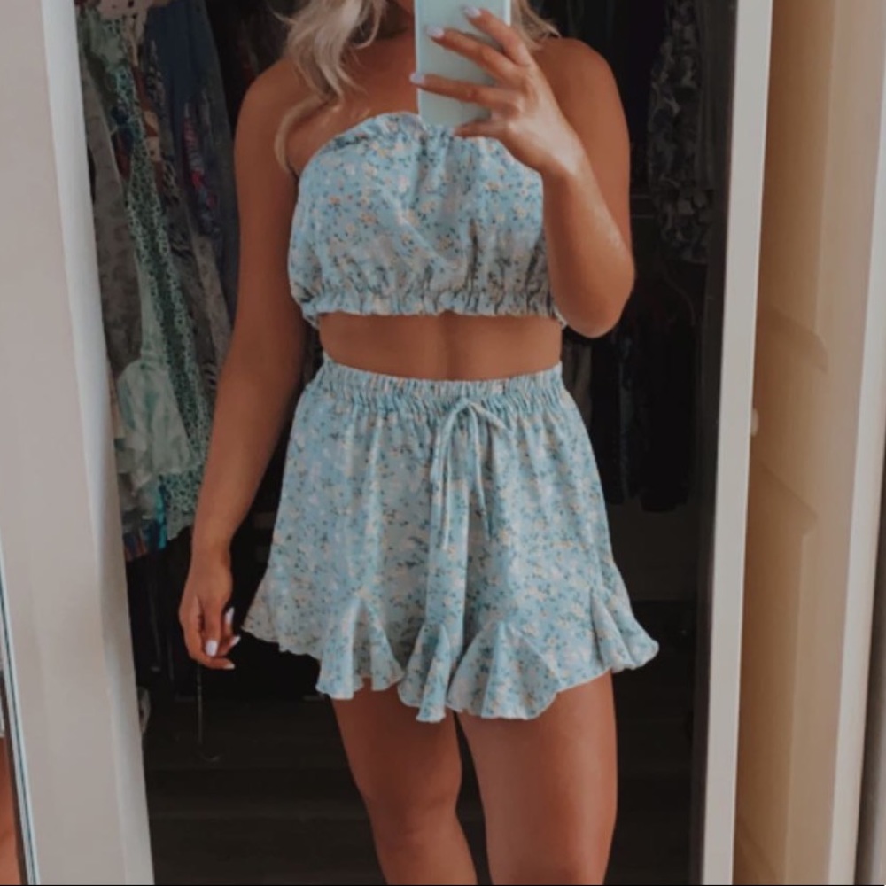 Two piece matching set (flowy shorts and top)